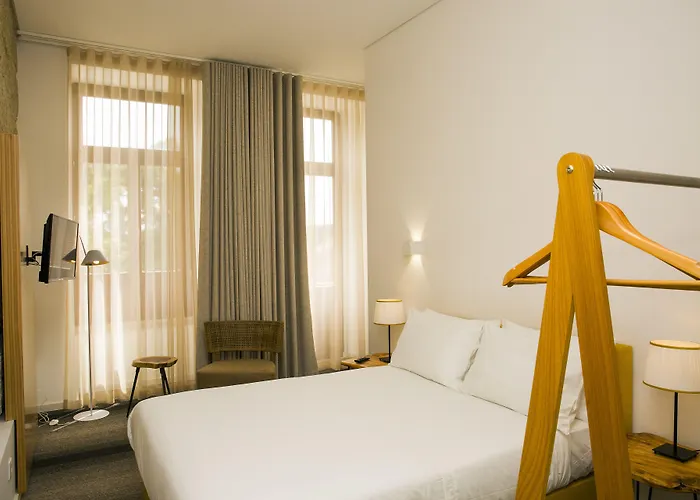 Bo - Alvares Cabral Konukevi Porto