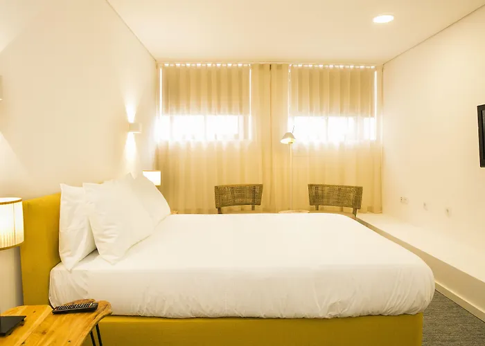 Bo - Alvares Cabral Konukevi