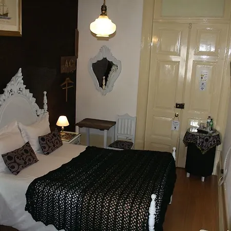 Guest house Bo - Alvares Cabral 3*
