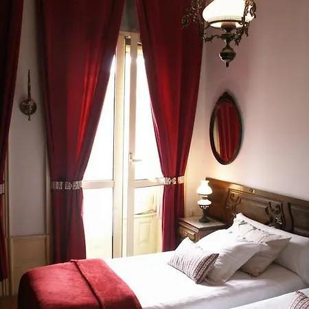 Guest house Bo - Alvares Cabral 3*