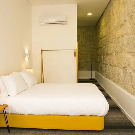 Bo - Alvares Cabral Guest house 3*