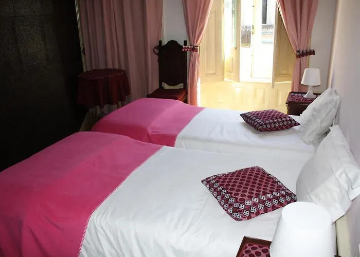 Bo - Alvares Cabral Guest house 4*