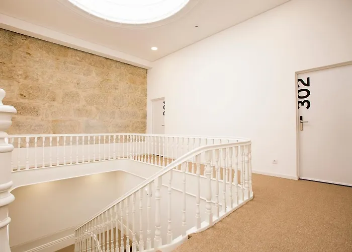 Bo - Alvares Cabral بيت ضيافة 4*