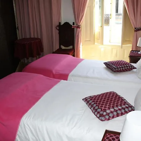 Bo - Alvares Cabral Guest house 4*
