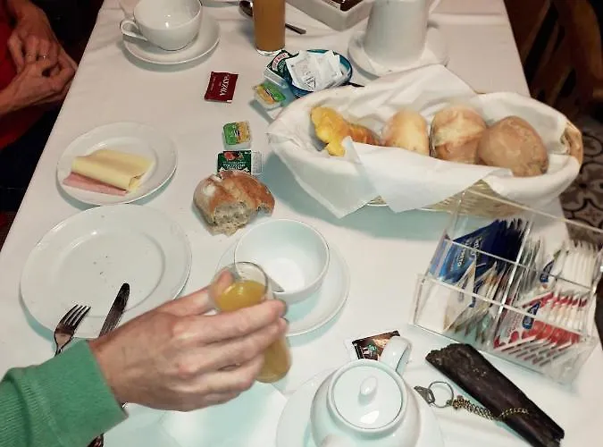 Bo - Alvares Cabral بيت ضيافة بورتو